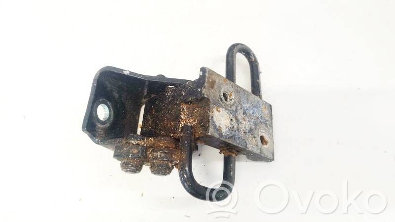 Audi A6 S6 C6 4F Cerniera inferiore della portiera posteriore