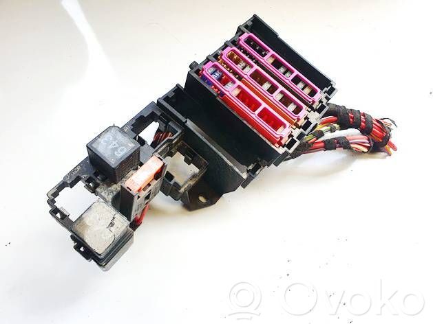 Audi A5 8T 8F Set scatola dei fusibili 