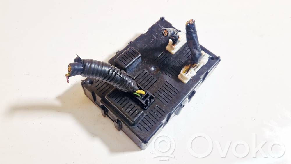 Nissan Note (E11) Komforto modulis 