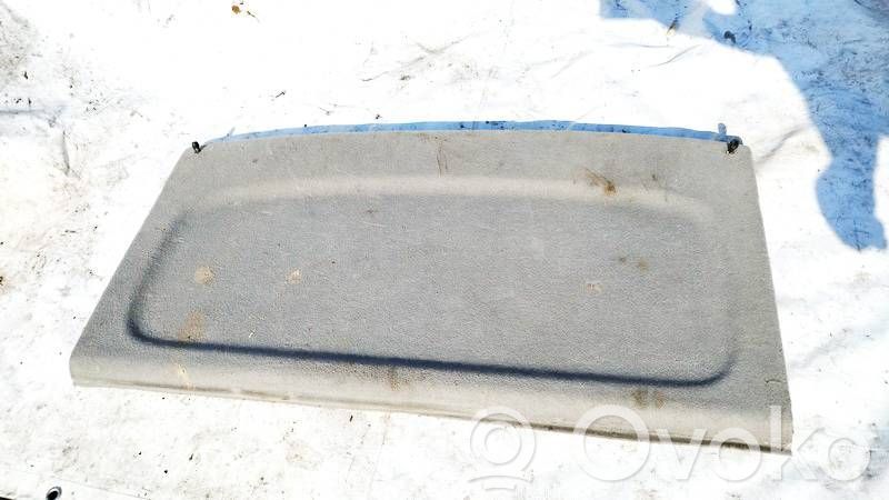 Volkswagen Golf IV Hattuhylly 