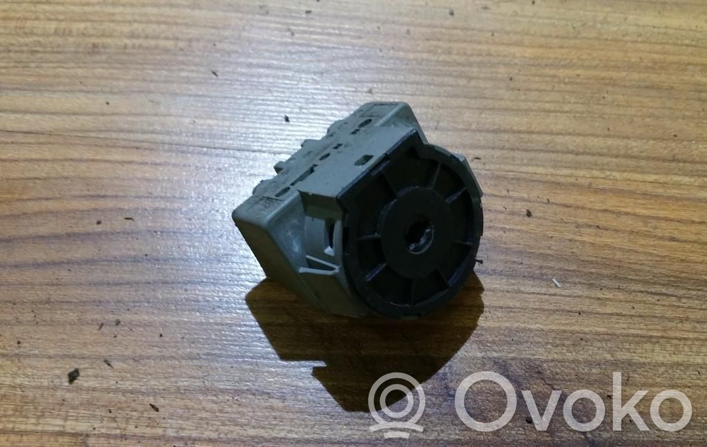 Ford Focus Ignition lock contact 