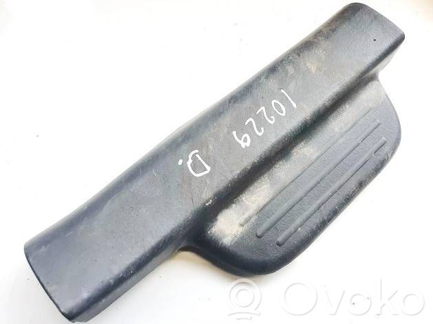 Toyota Yaris Capac prag spate 