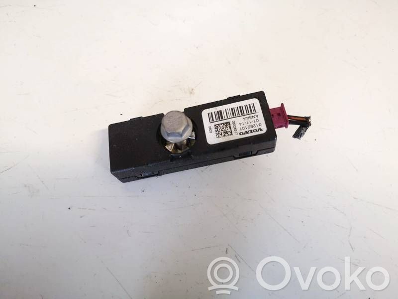 Volvo V60 Unidad de control de la antena 