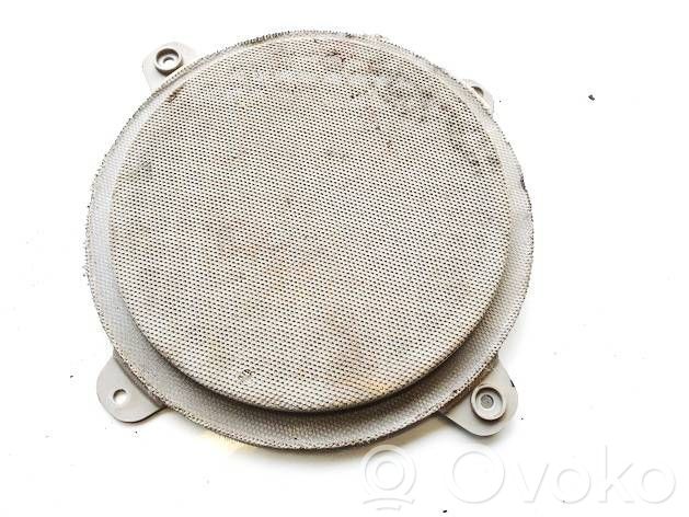 Hyundai Trajet Grilles/couvercle de haut-parleur latéral