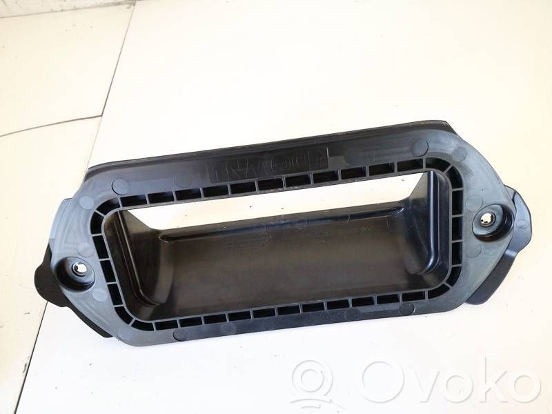 Opel Astra K Ilmanoton kanavan osa 