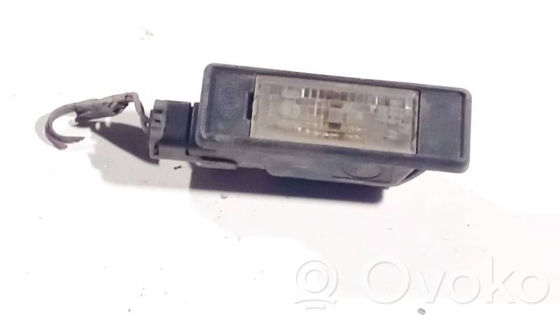 Toyota Corolla Verso AR10 Lampă număr