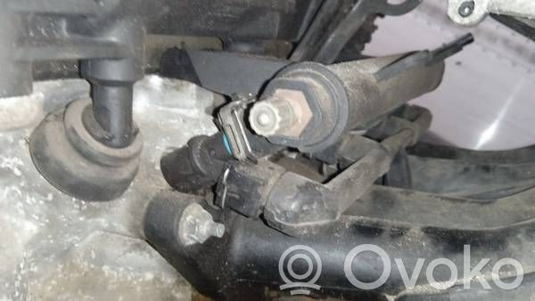 Citroen C3 Listwa wtryskowa 