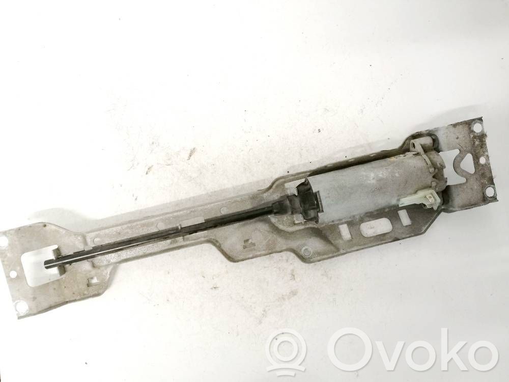 Mercedes-Benz CLS C219 Motor reglare scaun