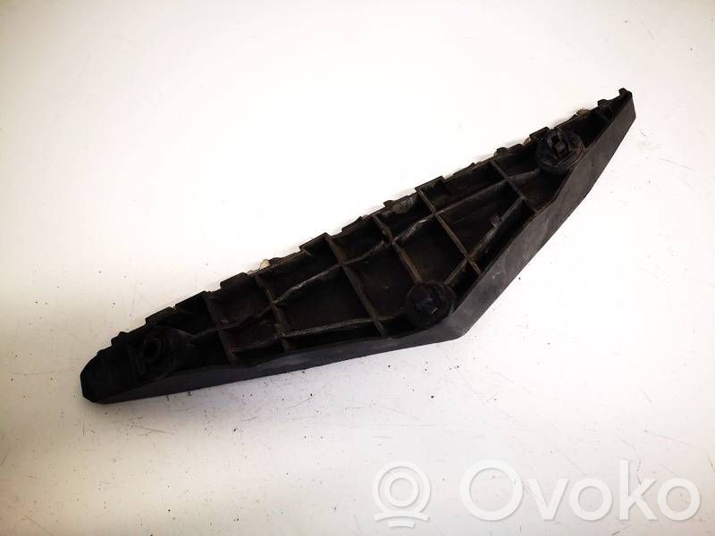 Toyota Avensis T270 Staffa di rinforzo montaggio del paraurti anteriore