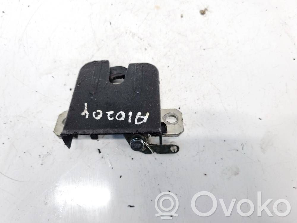 Volkswagen Polo IV 9N3 Blocco/chiusura/serratura del portellone posteriore/bagagliaio