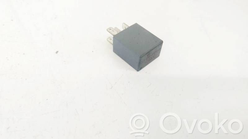 Otros relés   DC12V,DC12V