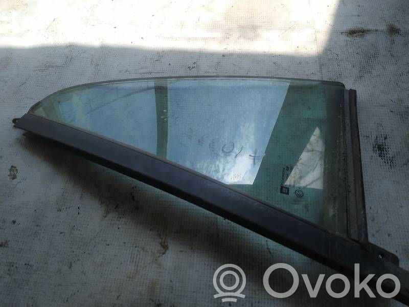 Opel Astra H Fenêtre latérale vitre arrière