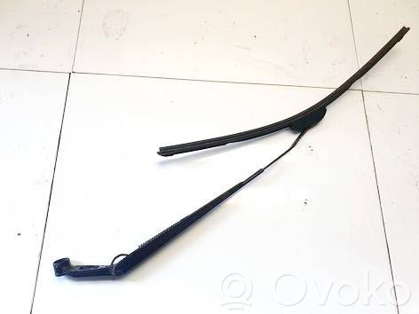 Toyota Avensis T250 Braccio della spazzola tergicristallo anteriore