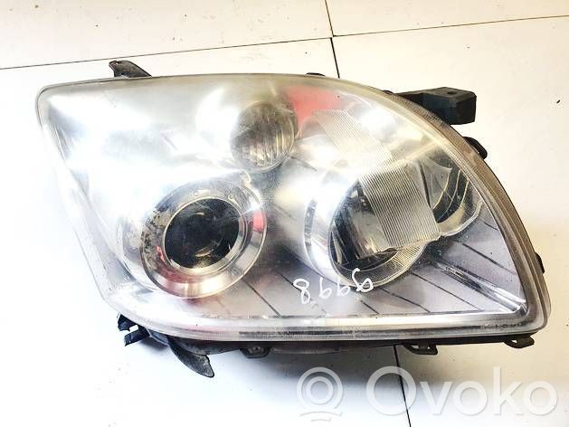 Toyota Avensis T250 Lampa przednia 