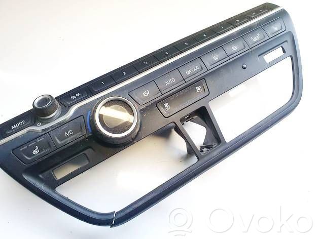 BMW i3 Climate control unit 