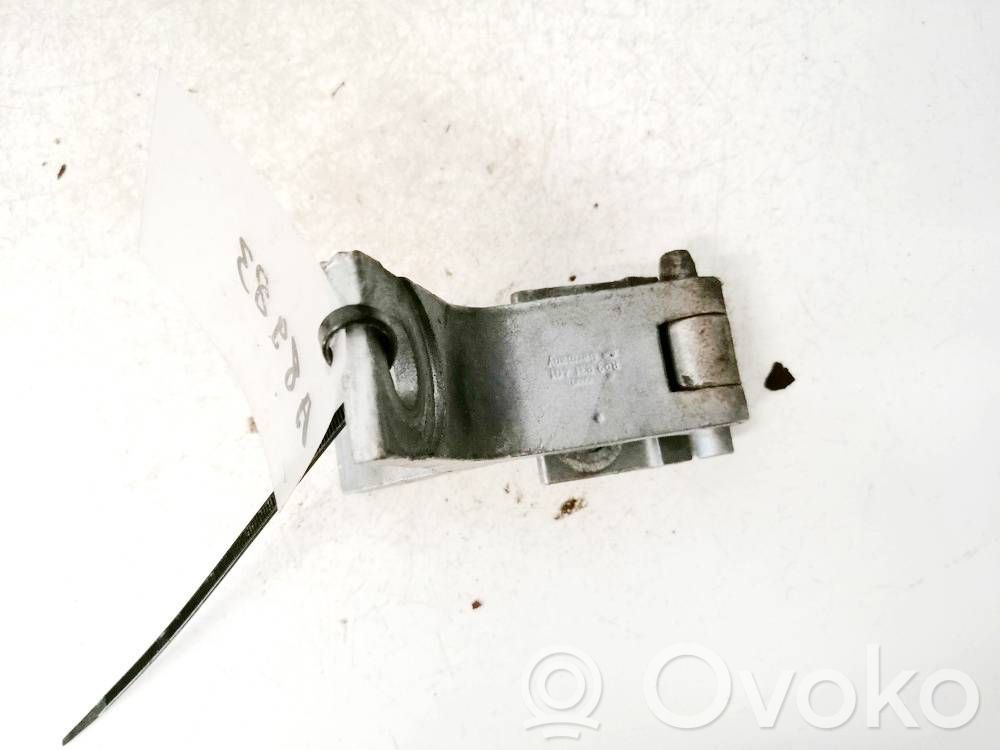 Audi 80 90 B3 Balama inferioară ușă spate 