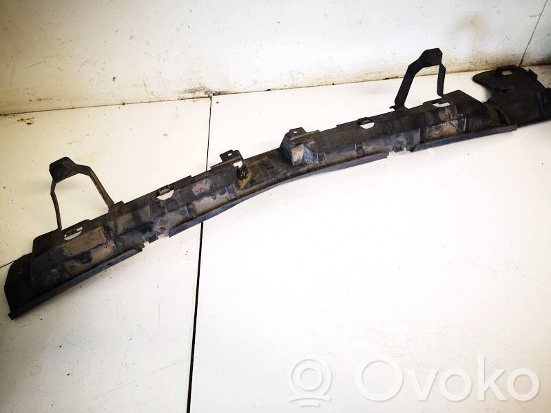 Opel Astra J Takapuskurin kannake 