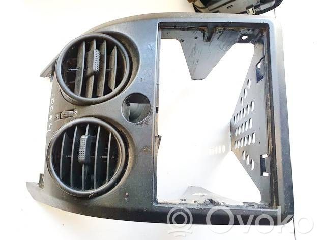 Seat Arosa Rejilla de ventilación central del panel
