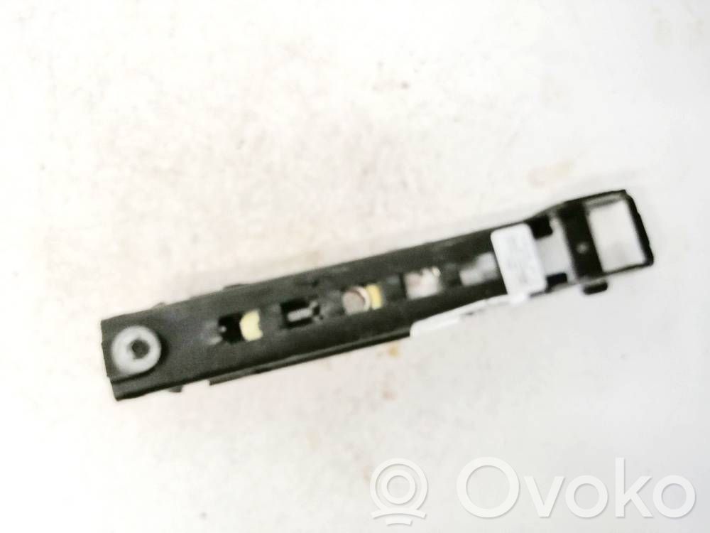 Ford C-MAX I Turvavyön säätökisko 