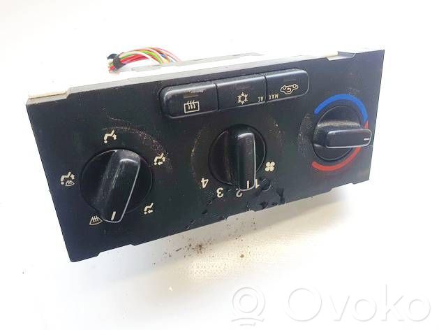Opel Astra G Panel klimatyzacji 
