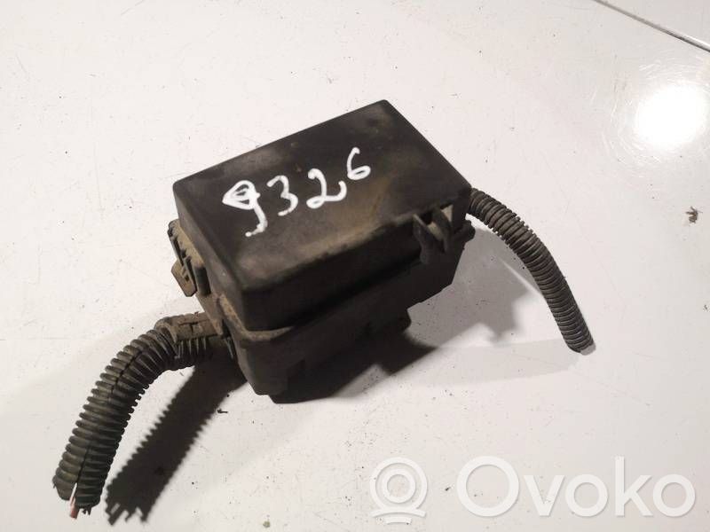 Opel Tigra B Saugiklių dėžė (komplektas) 