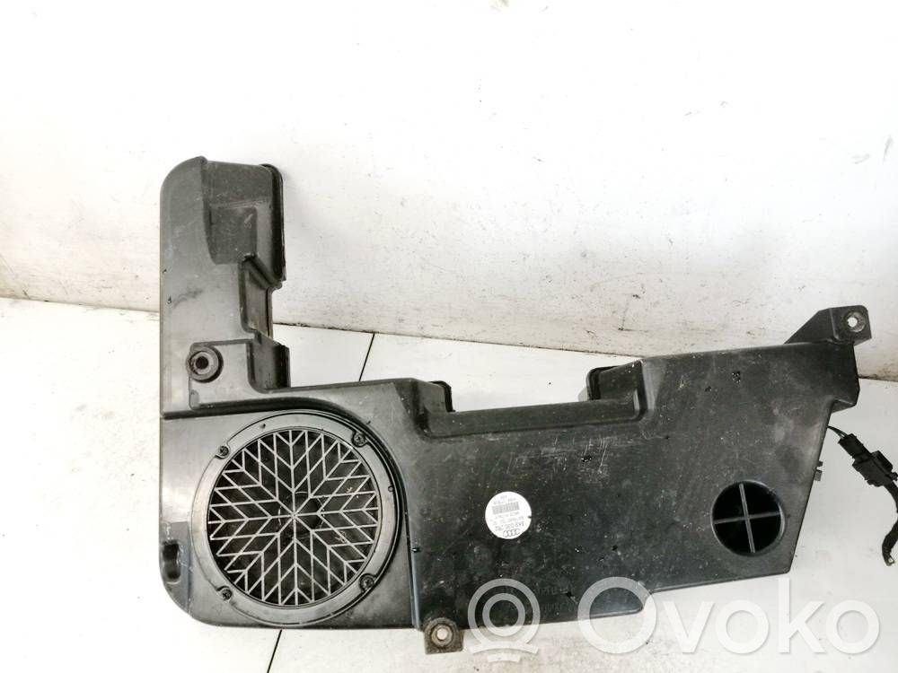 Audi A4 S4 B8 8K Subwoofer 