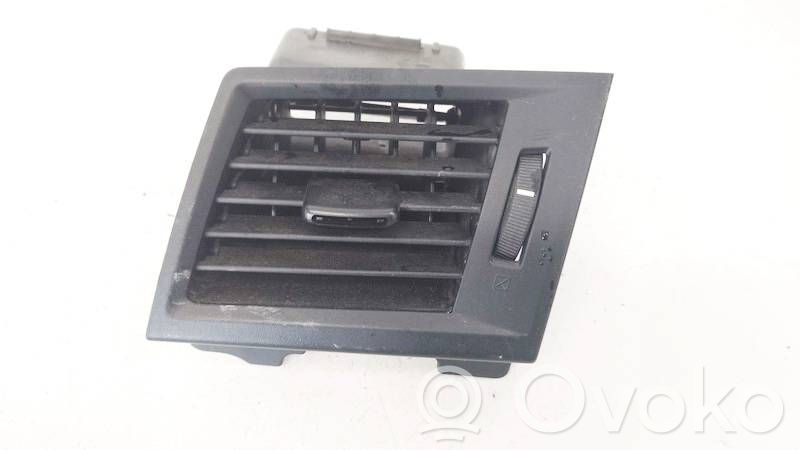 Subaru Legacy Luftausströmer Lüftungsdüse Luftdüse Mitte 