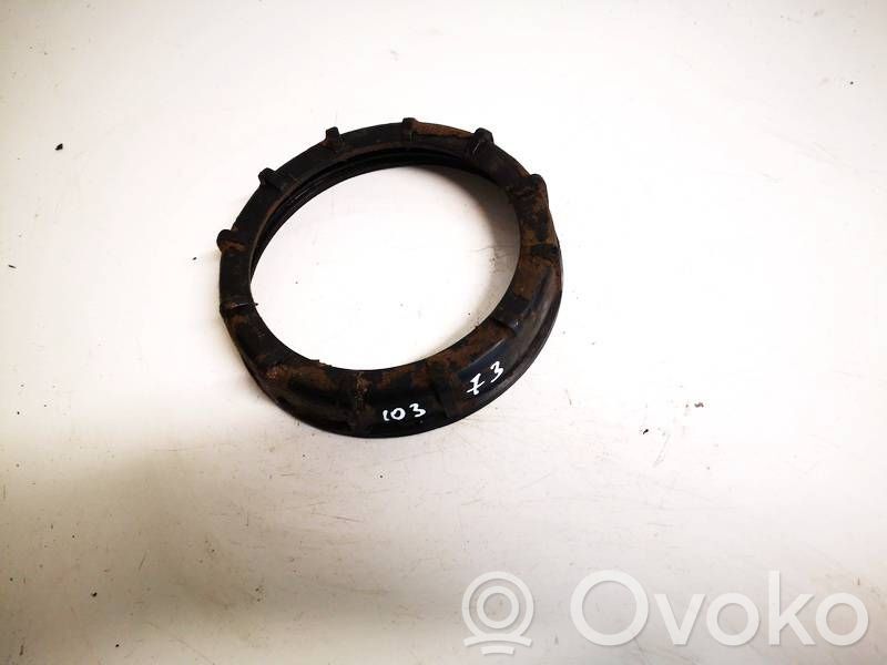Volkswagen PASSAT B5 Bague de verrouillage pour réservoir de carburant