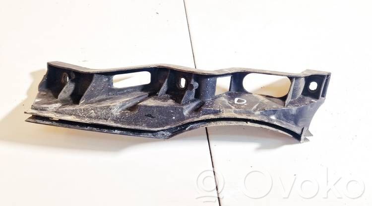 Volkswagen PASSAT B6 Staffa di rinforzo montaggio del paraurti anteriore 
