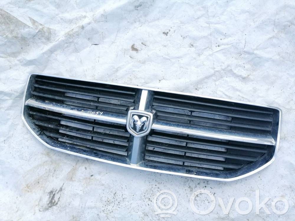 Dodge Caliber Front grill 