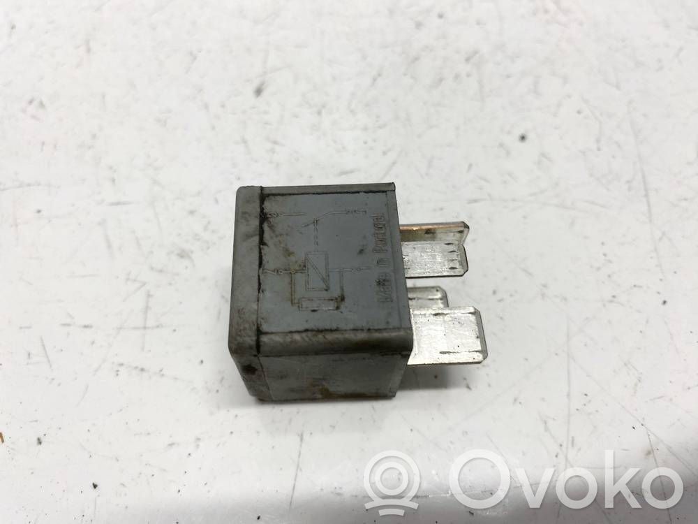Autres relais   F80B14B192AA,F80B14B192AA