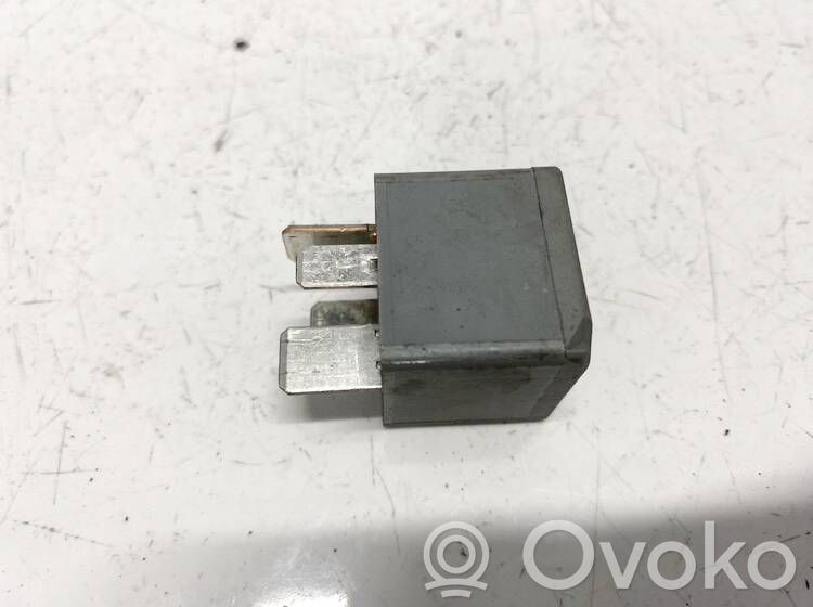 Autres relais   F80B14B192AA,F80B14B192AA
