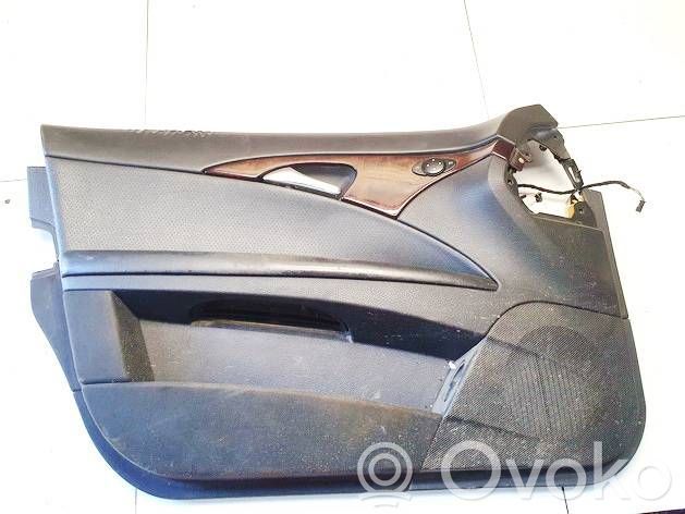 Mercedes-Benz E W211 Boczki / Poszycie drzwi przednich 