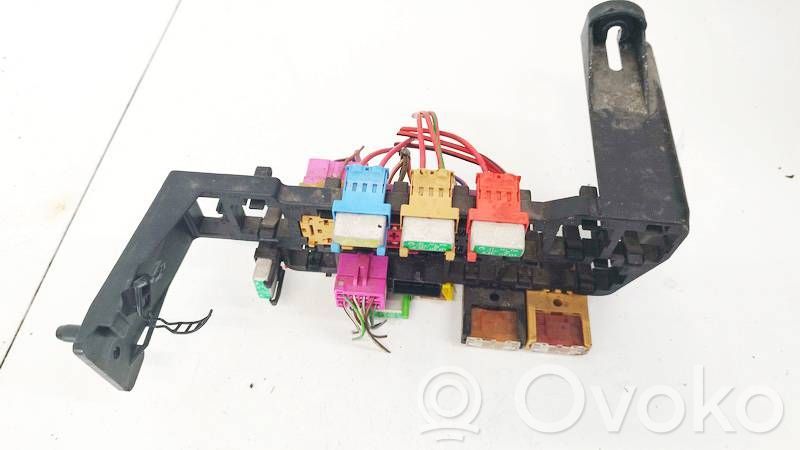 Audi A6 S6 C5 4B Set scatola dei fusibili 