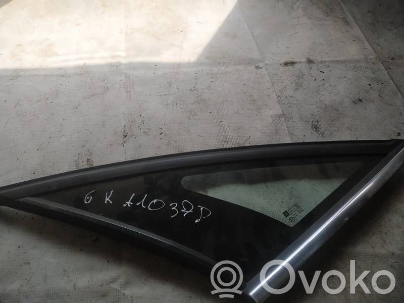 Vidrio lateral trasero   AS2,AS2