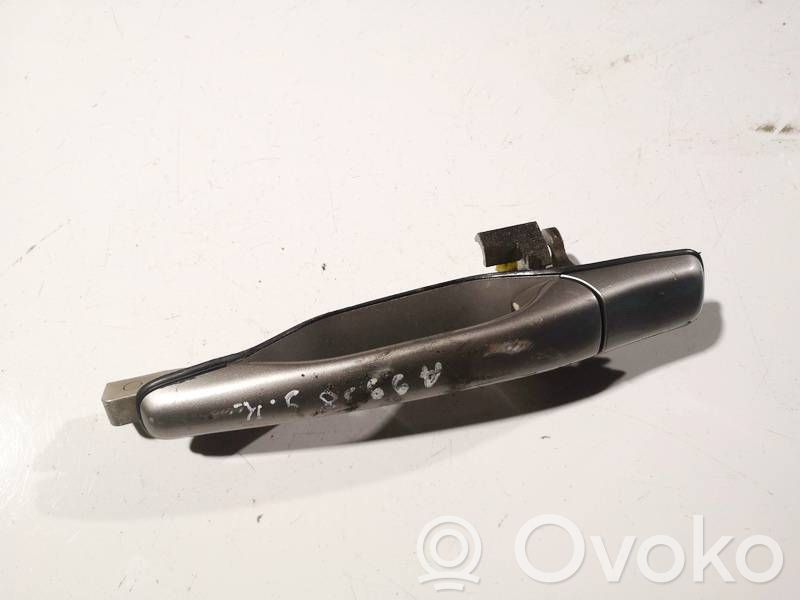 Mitsubishi Grandis Manecilla externa puerta delantera 