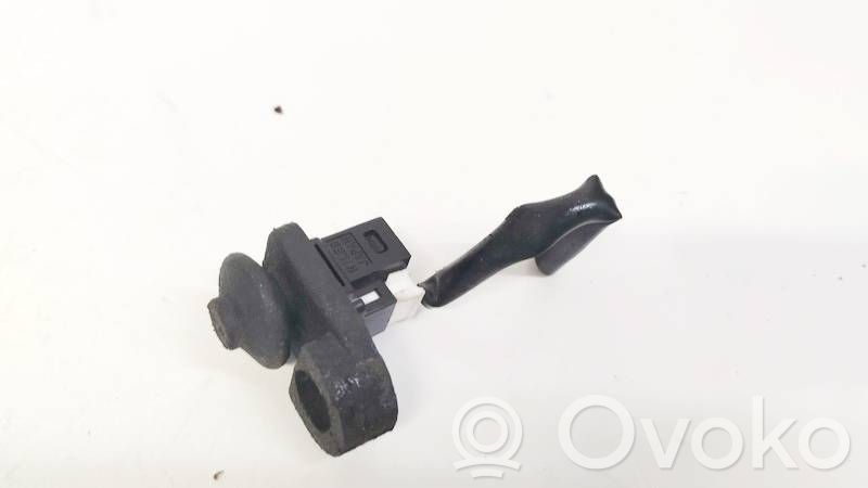 Sensor de la puerta delantera coupé