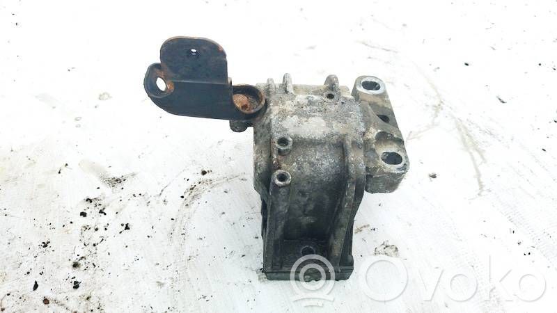 Volkswagen Golf Plus Supporto di montaggio del motore 