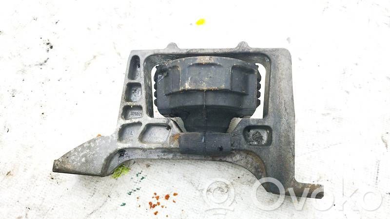 Engine mount bracket   307396H,307396H