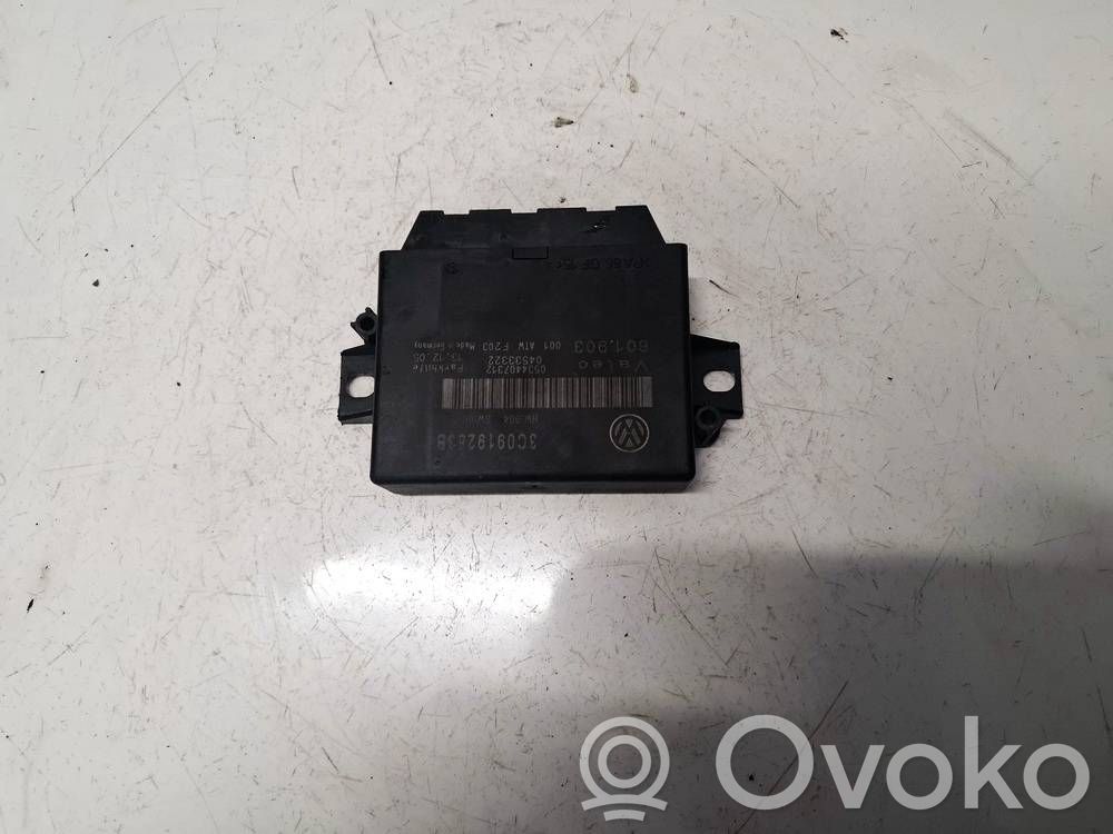 Volkswagen PASSAT B6 Centralina/modulo sensori di parcheggio PDC
