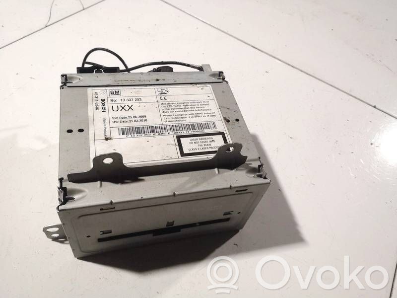 Panel / Radioodtwarzacz CD/DVD/GPS   13337253,13337253,1P0400D,7806865,P13337253