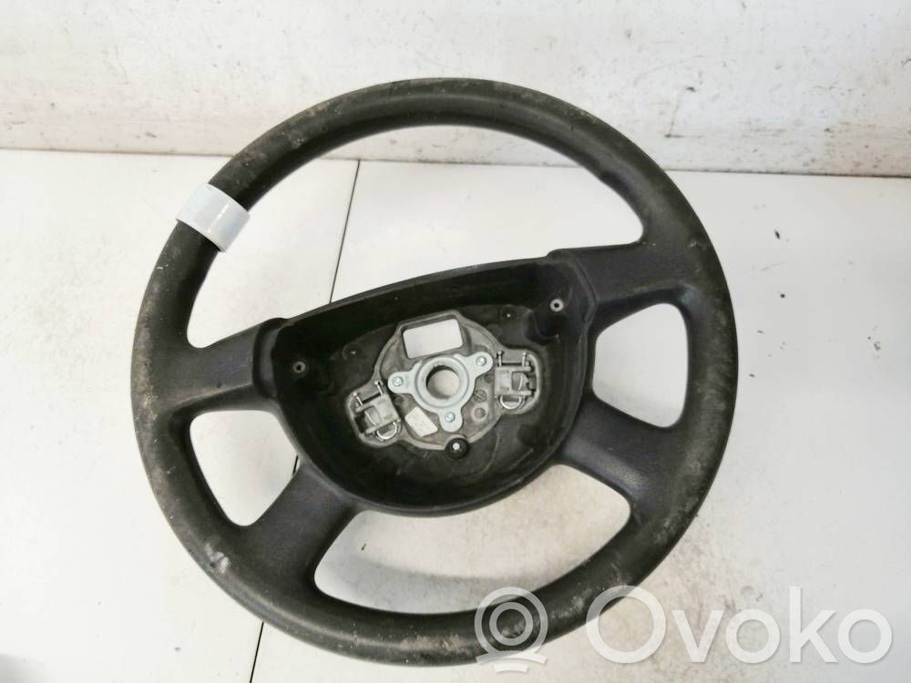 Volkswagen PASSAT B6 Ohjauspyörä 