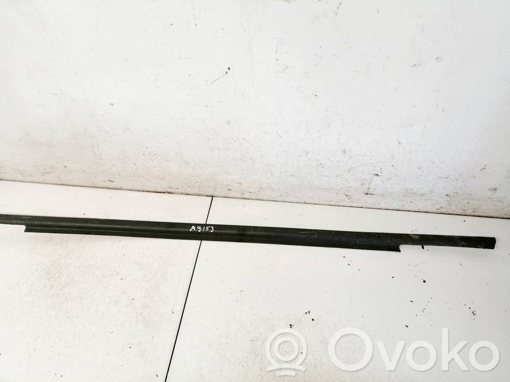 Opel Meriva A Ornament geam ușă spate