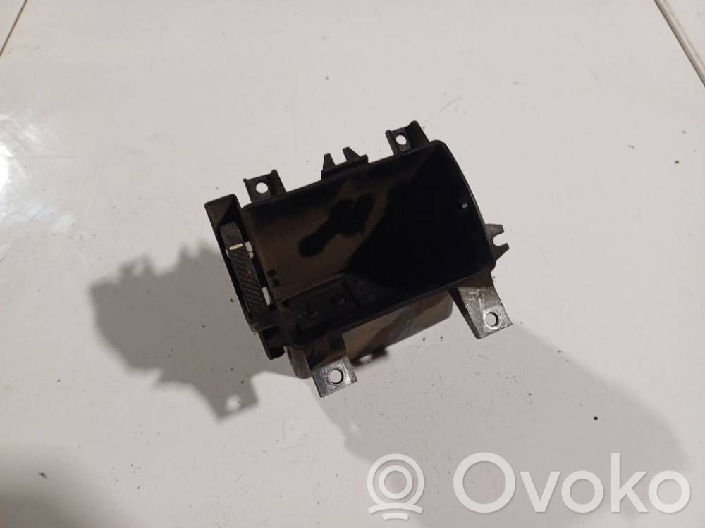 Ford Transit Dysze / Kratki środkowego nawiewu deski rozdzielczej 