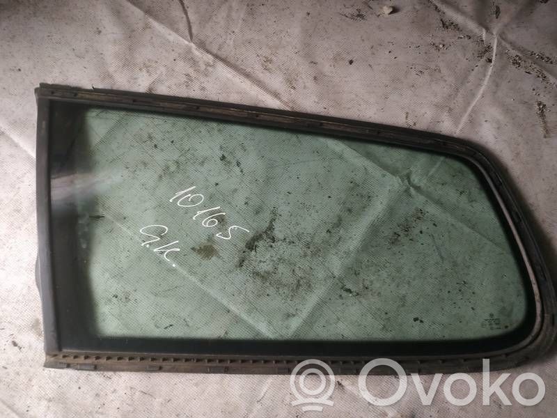 Volkswagen PASSAT B6 Geam lateral spate