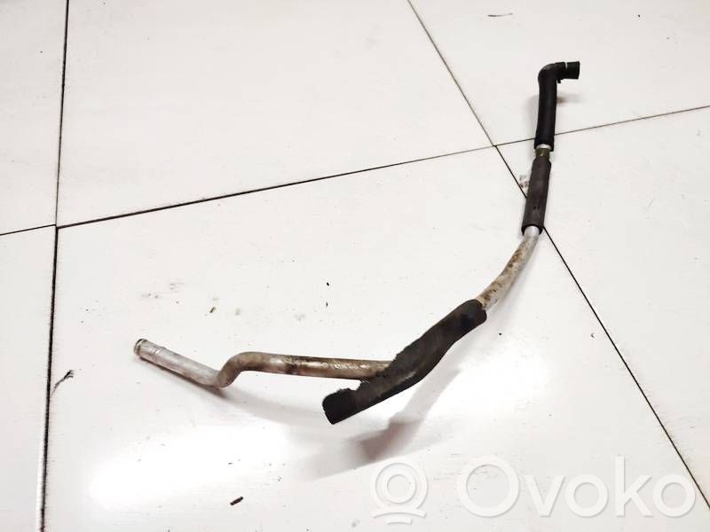 Mercedes-Benz C W203 Tubo flessibile del liquido di raffreddamento del motore