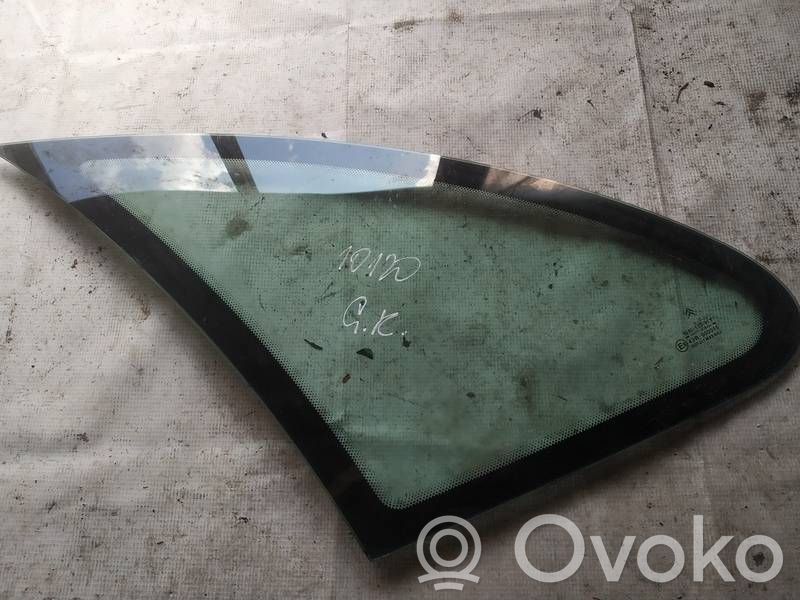 Citroen Xsara Picasso Geam lateral spate