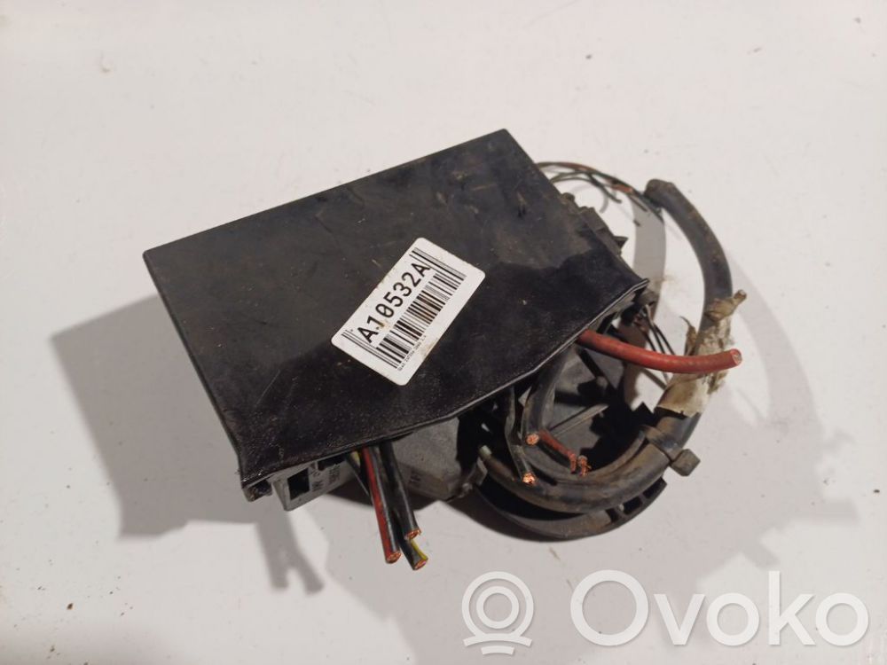 Opel Zafira A Set scatola dei fusibili