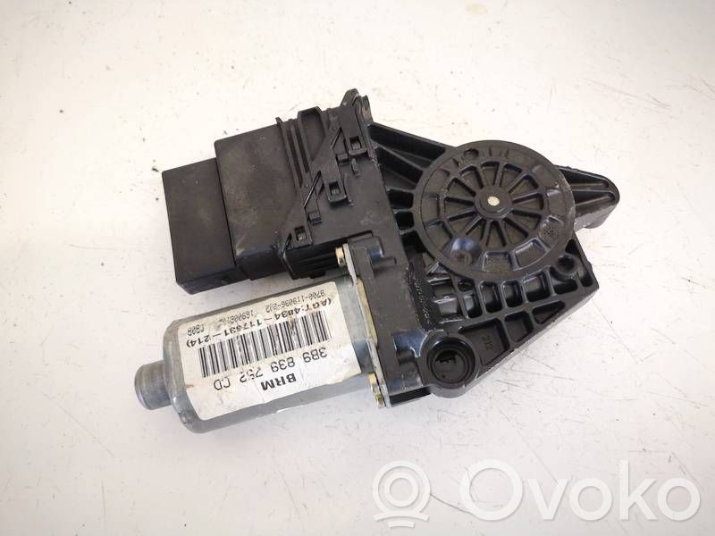 Volkswagen PASSAT B5 Motorino alzacristalli della portiera posteriore