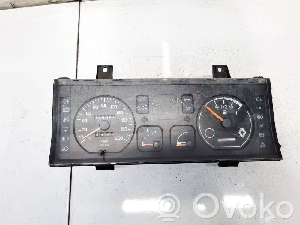 Renault 19 Vitezometru (grup de instrumente) 